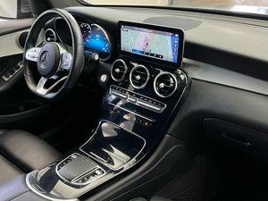 Mercedes GLC 200 d 4Matic AMG Line (EURO 6d)  - Foto 2