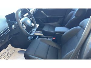 MG MG4 64kWh Luxury  - Foto 2