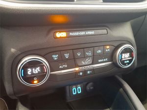 Ford Kuga Titanium 2.0 EcoBlue 140kW 4x4 Auto  - Foto 2