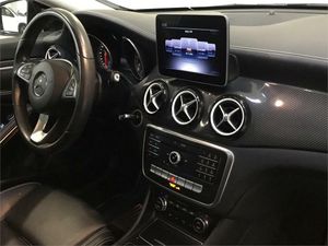 Mercedes CLA 200 Shooting Brake  - Foto 2