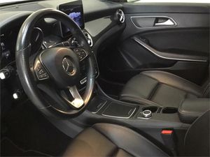 Mercedes CLA 200 Shooting Brake  - Foto 2