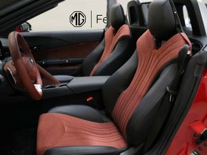 MG Cyberster GT DUAL MOTOR  - Foto 2