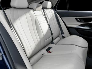 Mercedes Clase E 300 de 4MATIC All-Terrain EQ Estate  - Foto 2