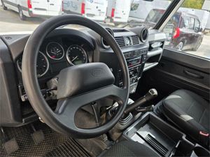 Land-Rover Defender 110 SW E  - Foto 2