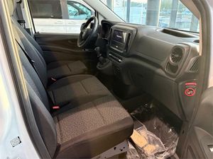Mercedes Vito 110CDI 75kW furgón Pro larga  - Foto 2
