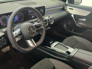 Mercedes Clase A 200 d  - Foto 2