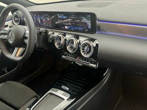 Mercedes Clase A 200 d  - Foto 2