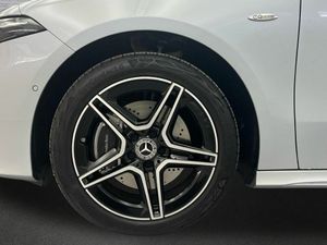 Mercedes Clase A 250 e con tecnología híbrida EQ  - Foto 2