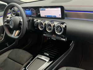 Mercedes CLA 250 e  - Foto 2