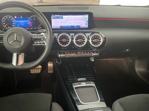 Mercedes Clase A 200 d  - Foto 2