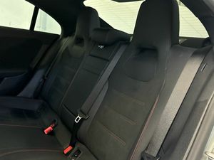 Mercedes CLA 220 D DCT  - Foto 2