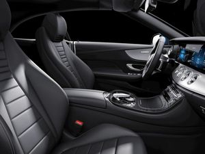 Mercedes Clase E 220 d Cabrio AMG Line (EURO 6d)  - Foto 2