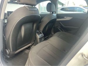 Audi A4 2.0 TDI clean d 150CV S line edition  - Foto 2