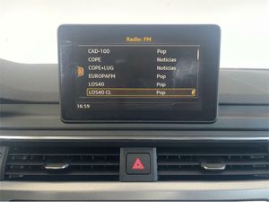 Audi A4 2.0 TDI clean d 150CV S line edition  - Foto 2