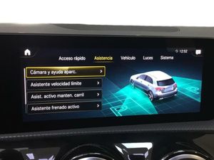 Mercedes Clase A 180 d  - Foto 2