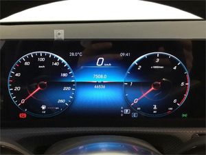 Mercedes CLA 200 D DCT Shooting Brake  - Foto 2