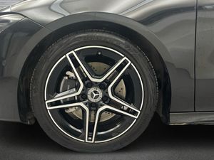 Mercedes CLA 200 AMG Line (EURO 6d)  - Foto 2