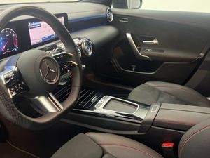 Mercedes CLA 200 AMG Line (EURO 6d)  - Foto 2