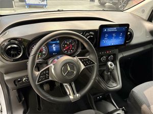 Mercedes Clase T 180 d  - Foto 2