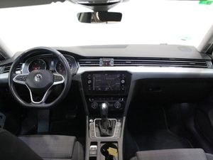Volkswagen Passat Advance 2.0 TDI 110kW(150CV) DSG Variant  - Foto 2