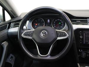 Volkswagen Passat Advance 2.0 TDI 110kW(150CV) DSG Variant  - Foto 2
