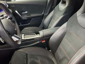 Mercedes CLA 220 d AMG Line  - Foto 2