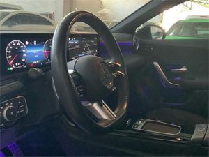 Mercedes Clase A 200 d Sedán  - Foto 2