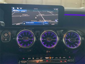 Mercedes Clase A 200 d Sedán  - Foto 2