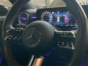 Mercedes Clase A 200 d Sedán  - Foto 2