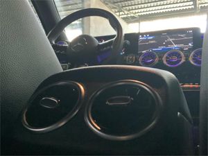 Mercedes Clase A 200 d Sedán  - Foto 2