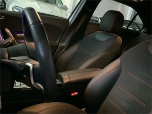 Mercedes Clase A 250 e con tecnología híbrida EQ Sedán  - Foto 2
