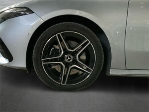 Mercedes Clase A 250 e con tecnología híbrida EQ Sedán  - Foto 2