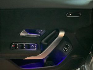Mercedes Clase A 250 e con tecnología híbrida EQ Sedán  - Foto 2