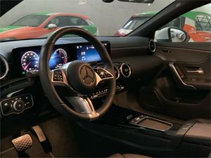 Mercedes Clase A 250 e Sedán  - Foto 2