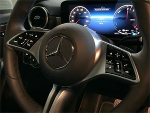 Mercedes Clase A 250 e Sedán  - Foto 2