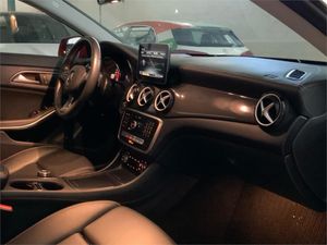 Mercedes CLA 200 d Shooting Brake  - Foto 2