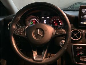 Mercedes CLA 200 d Shooting Brake  - Foto 2