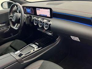 Mercedes CLA 220 d AMG Line  - Foto 2