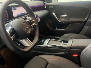 Mercedes CLA 220 d AMG Line  - Foto 2