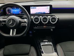 Mercedes CLA 220 d AMG Line  - Foto 2