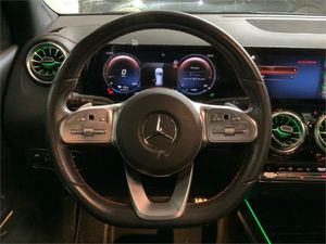 Mercedes EQA EQA 300 4MATIC  - Foto 2