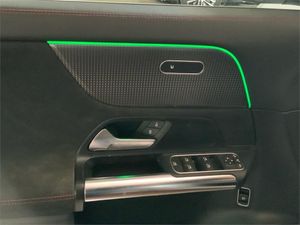 Mercedes EQA EQA 300 4MATIC  - Foto 2