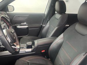 Mercedes EQB 300 4Matic AMG Line  - Foto 2