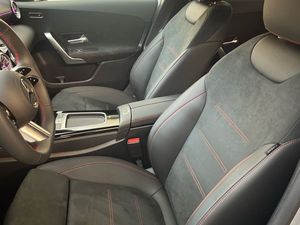 Mercedes Clase A 180 Berlina  - Foto 2