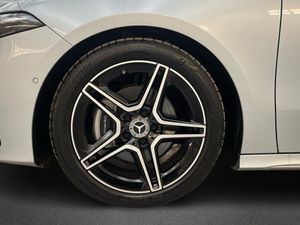 Mercedes Clase A 180 Berlina  - Foto 2