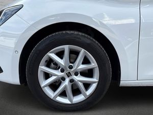 Seat Leon Leon Style XL (EURO 6d) 2022  - Foto 2