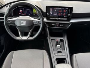 Seat Leon Leon Style XL (EURO 6d) 2022  - Foto 2