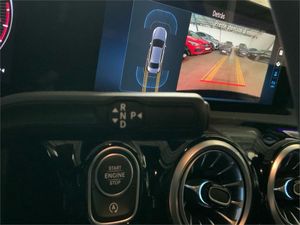 Mercedes Clase A 180 Sedán  - Foto 2