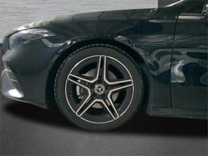 Mercedes Clase A 180 Sedán  - Foto 2