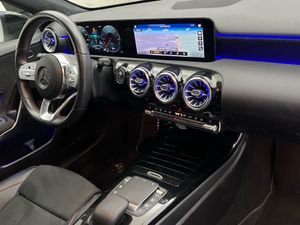 Mercedes Clase A 250 e AMG Line (EURO 6d)  - Foto 2